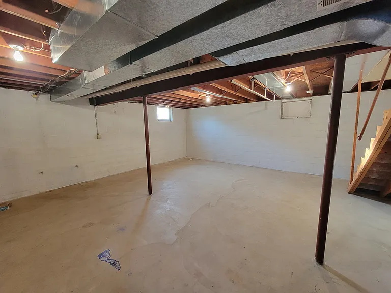 612 4th St N #14 — Photo 27