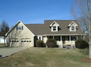 1316 Burger Cir, Gadsden, AL 35903