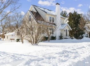 890 Ridgewood Rd, Millburn, NJ 07041