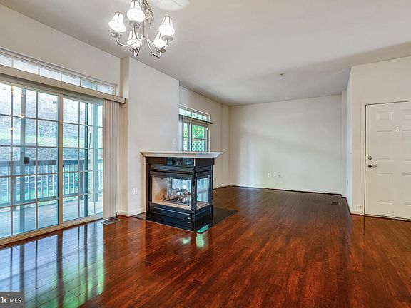 3rd image of 1859 Cedar Cove Way #101