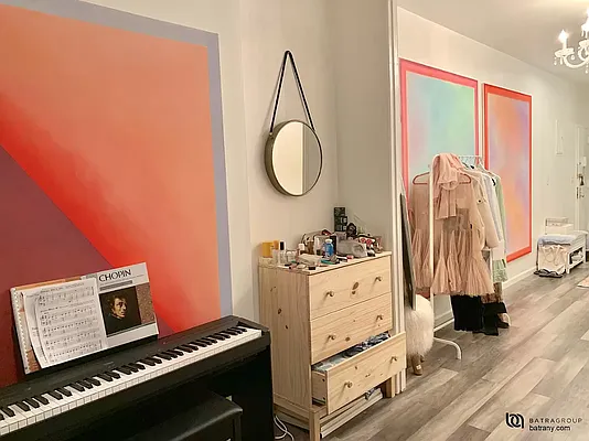 Rented by Batra Group Inc | media 15