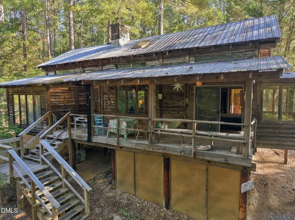 400 River View Rd, Pittsboro, NC 27312