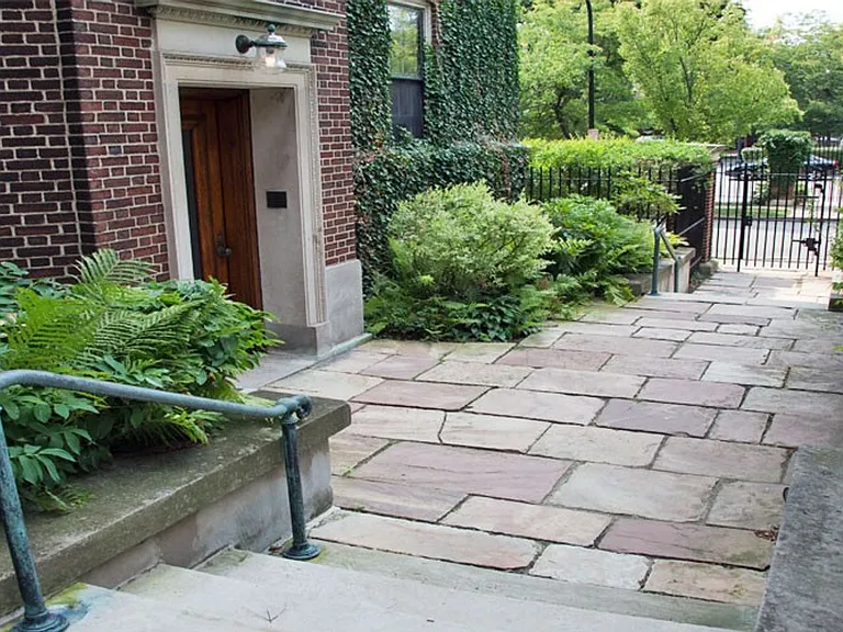 The EB Green Residence — Photo 30