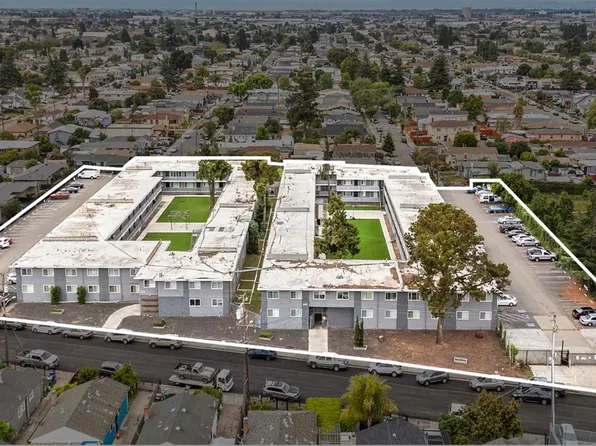 8603-8701 Hillside St, Oakland, CA 94605