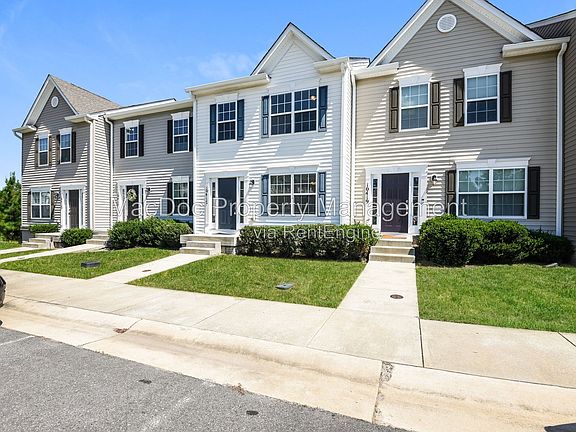 2nd image of 10417 Westgate Ct