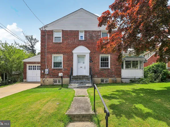 2021 Woodreeve Rd, Hyattsville, MD 20782