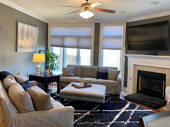 5th image of 400 Warioto Way APT 405