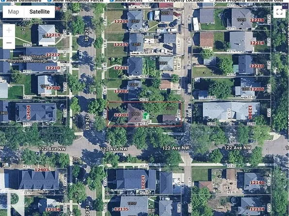 12203 124th St NW, Edmonton, AB T5L 0N3