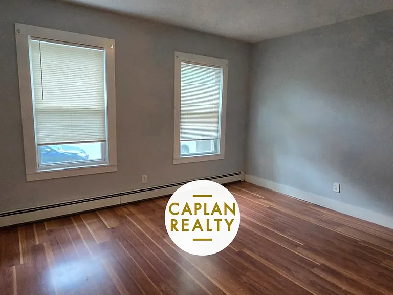 535 East St #1FF — Photo 3