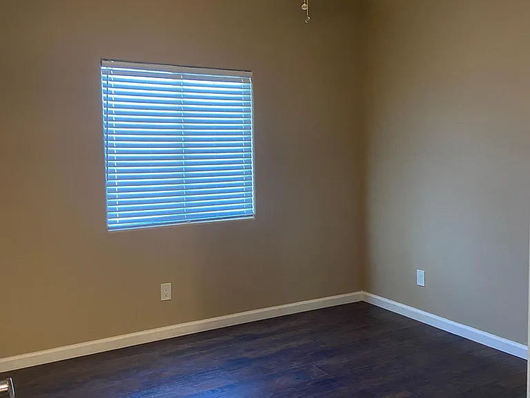 1317 Garfield Ave — Photo 15