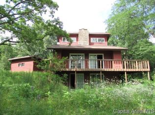 19521 Big Dog Ave, Petersburg, IL 62675