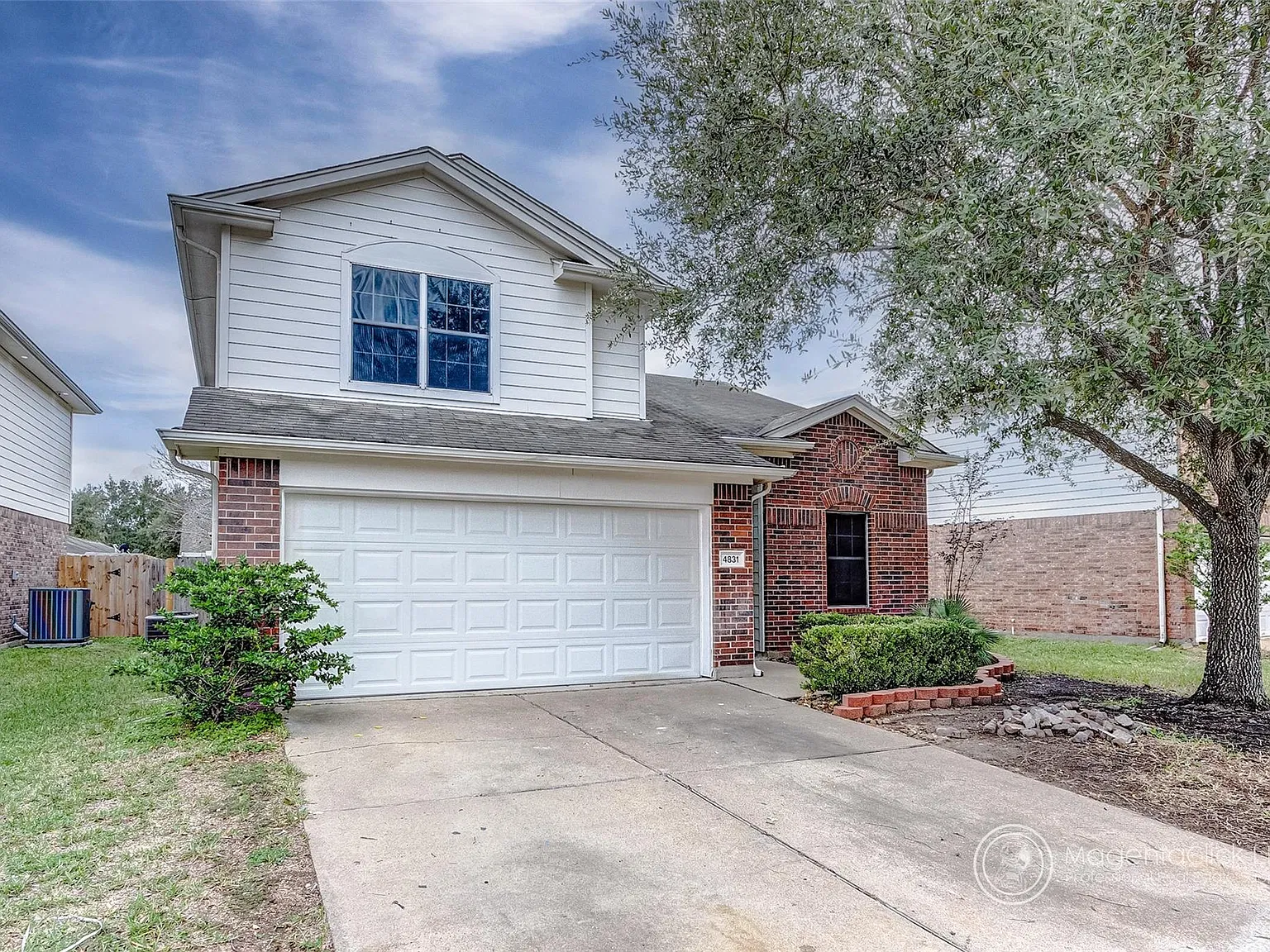 3 bed, 2.5 bath, 1801 sqft, $1,900 — Photo 1