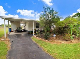 2604 E Trapnell Rd, Plant City, FL 33566