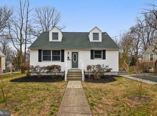 4102 Maple St, Fairfax, VA 22030