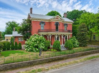 204 E Deaderick St, Jackson, TN 38301