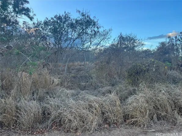 94-944 Anoiki St #10, Waipahu, HI 96797