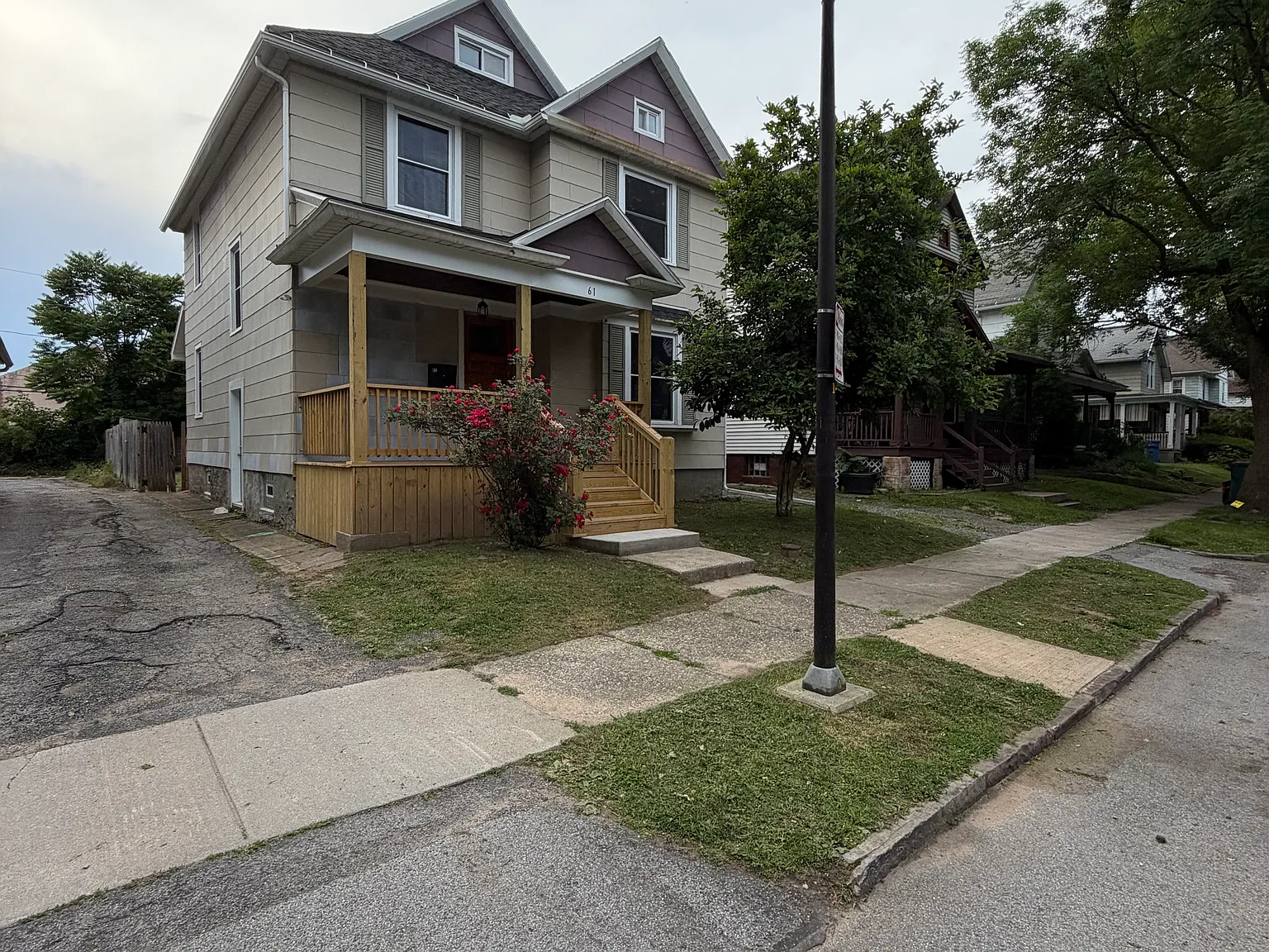 61 Edmonds St — Photo 2