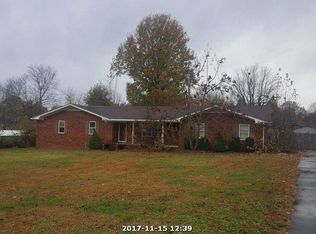 245 Watson Rd, Paducah, KY 42003