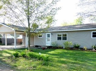 9095 Homestead Rd, Benzonia, MI 49616