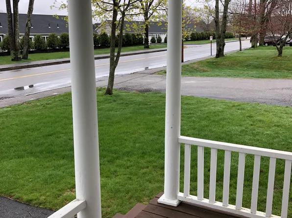 192 Granite St #102, Biddeford, ME 04005