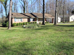 2402 Carlford Rd, Pleasant Garden, NC 27313