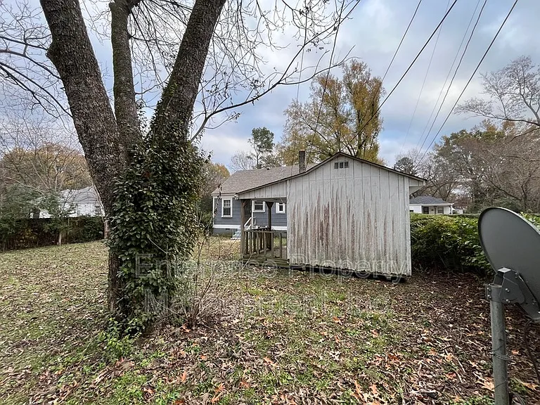 801 Bowen Cir — Photo 26