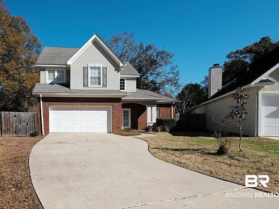 2nd image of 117 Laurel Pl