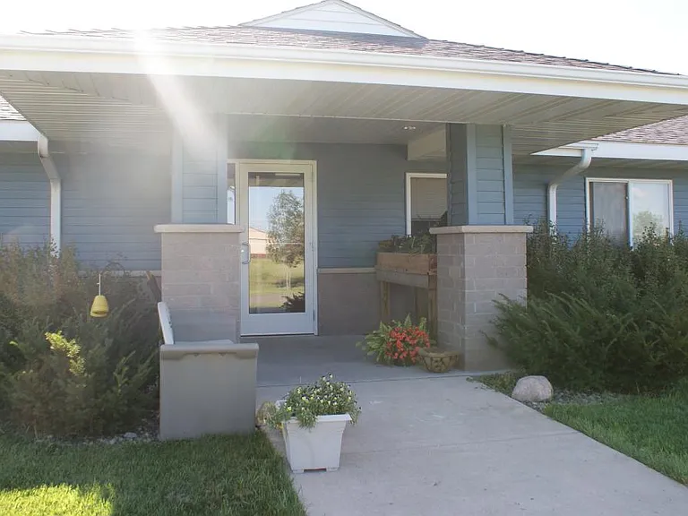 205 Airview Dr — Photo 13