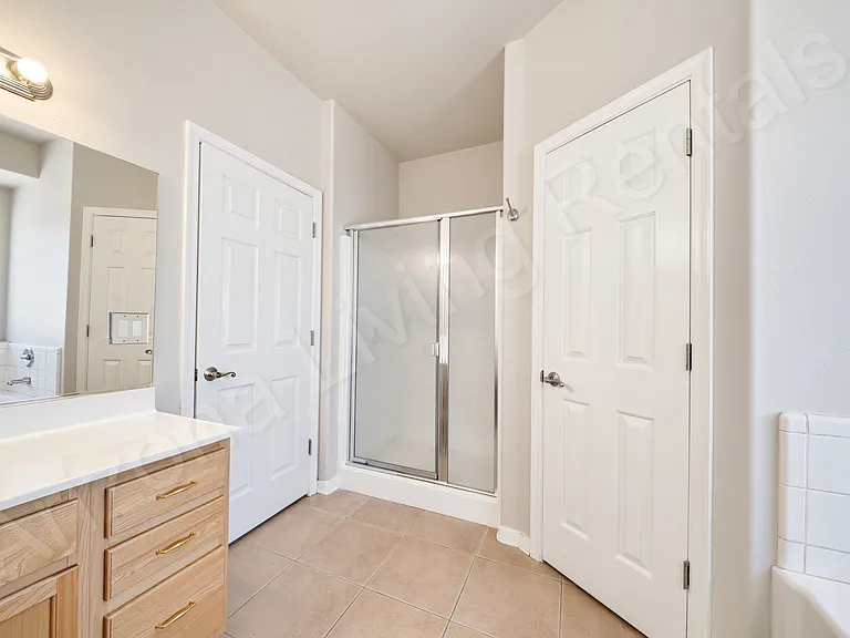 2085 Alan Ladd Dr — Photo 10