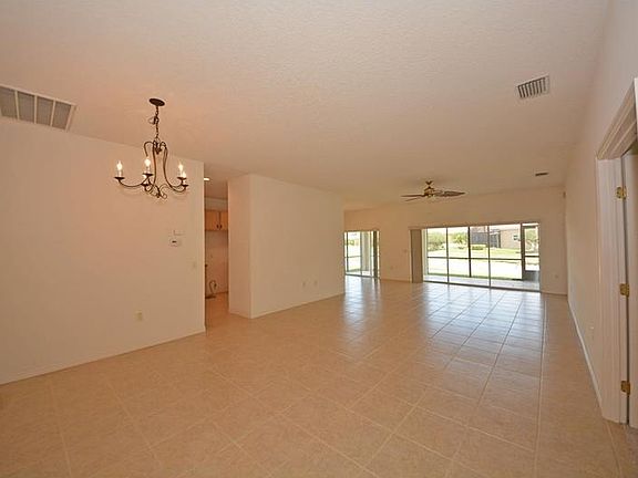4th image of 4216 Dornoch Dr