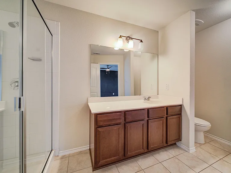 1110 Mercury Dr — Photo 20