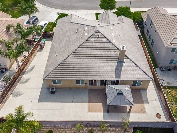 4th image of 13639 Sydney Ave