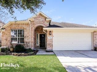 6514 Canyon Mist Ln, Dickinson, TX 77539