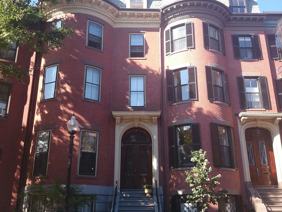 2nd image of 96 Pembroke St #3