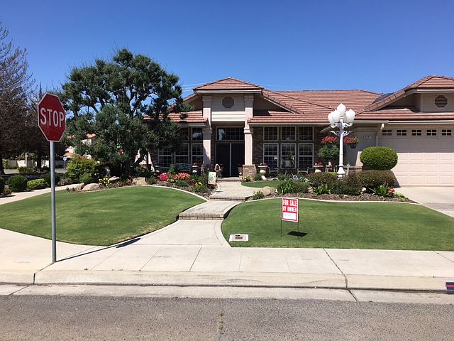 2nd image of 3073 Hillcrest Ct
