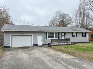 55 Penobscot Ave, Howland, ME 04448