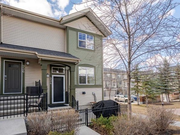 934 E McKenzie Towne Mnr SE, Calgary, AB T2Z 1C9