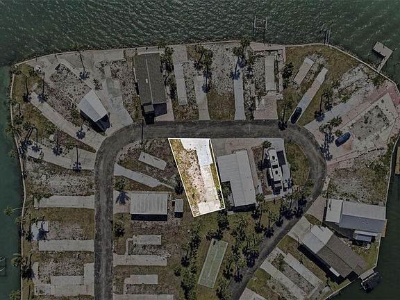 3rd image of 7500 PARK POINTE DRIVE LOT 49