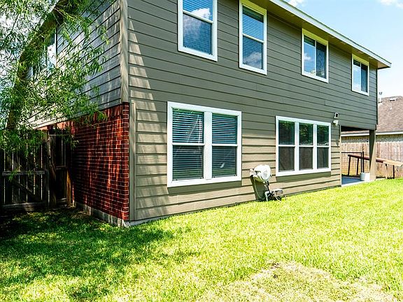 4th image of 6114 Patridge Dr