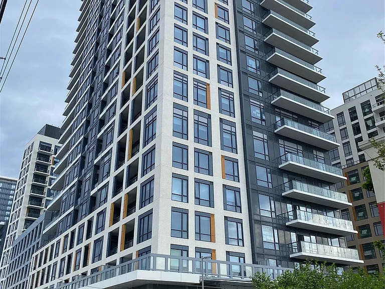 7950 Bathurst St #2002 — Photo 26