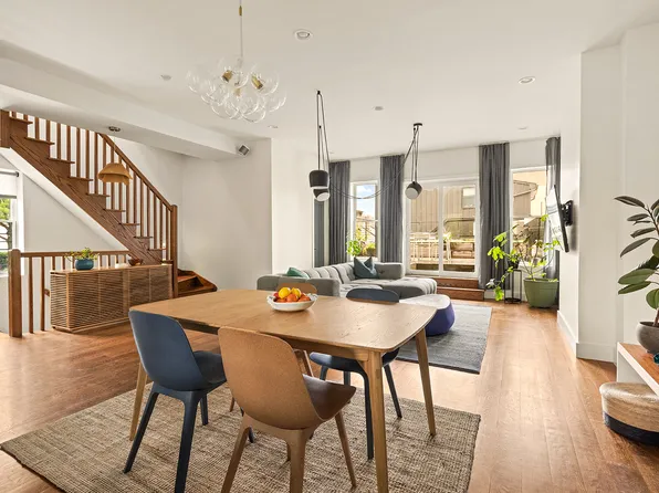 538 6th Avenue image 1 of 15