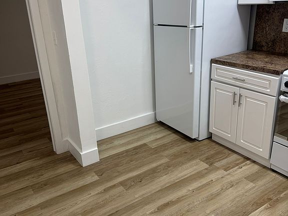 4th image of 3360 W 12th Ave #A