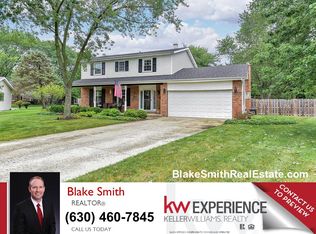 506 70th St, Darien, IL 60561