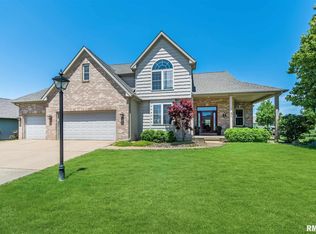 1759 Kingsbury Rd, Washington, IL 61571