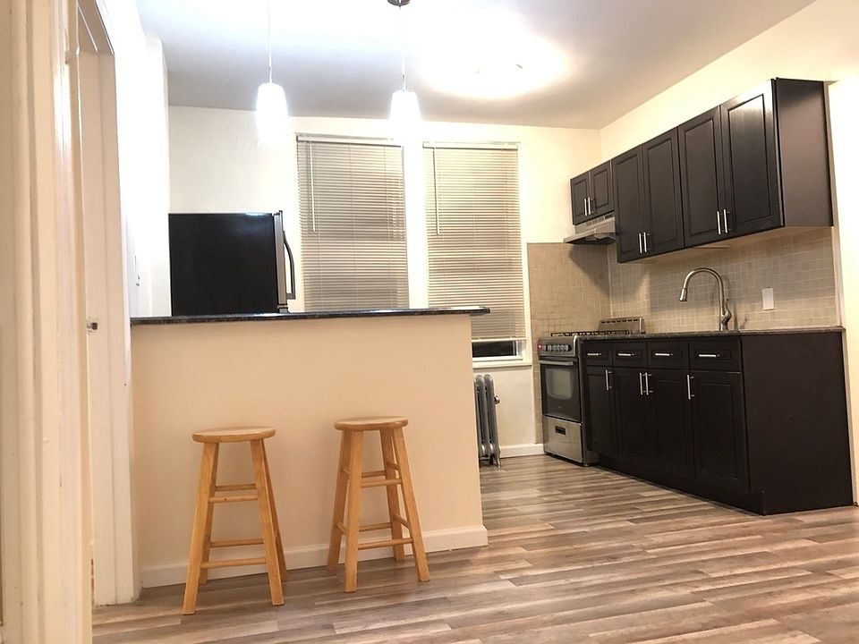 1st image of 30-32 33rd St #3T