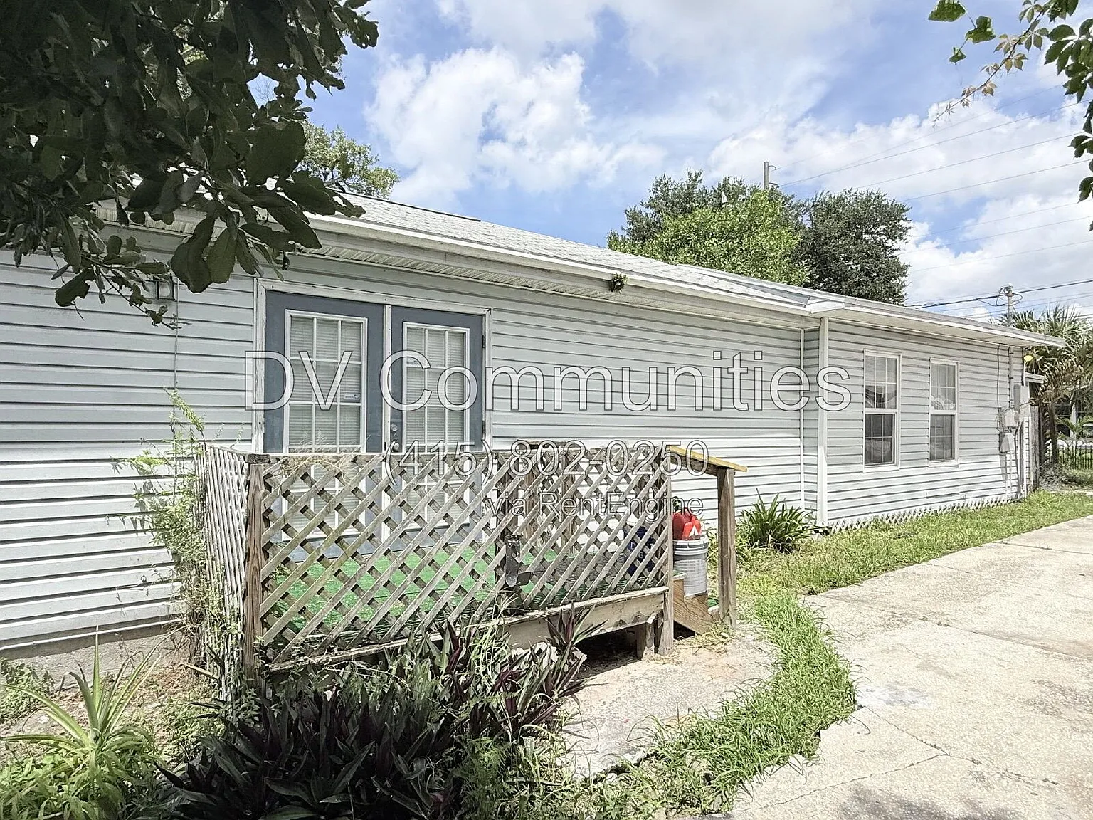 2 bed, 1.0 bath, 1090 sqft, $1,995 — Photo 1