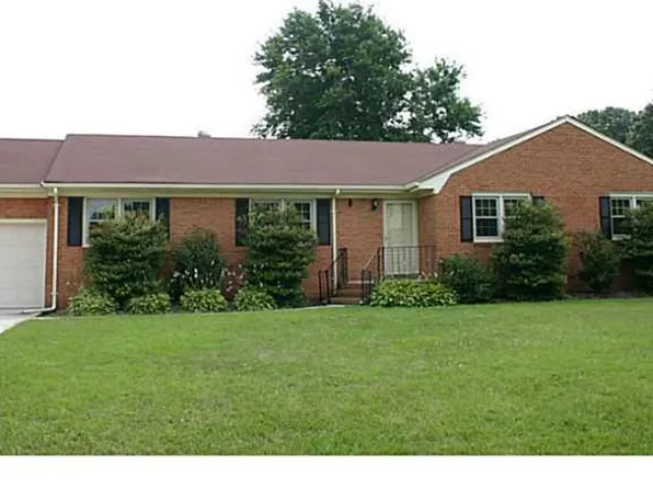 236 S Parliament Dr, Virginia Beach, VA 23462