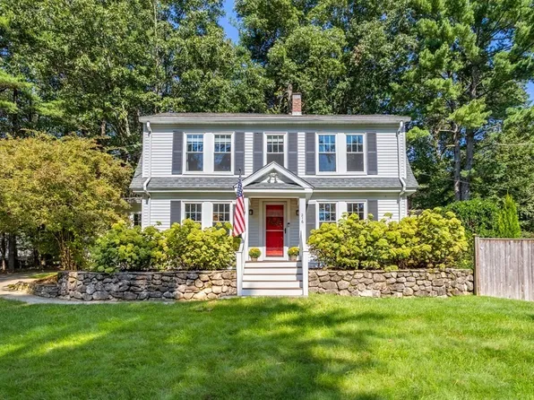 216 School St, Acton, MA 01720