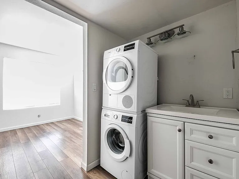 4360 Gannet Cir #22 — Photo 24
