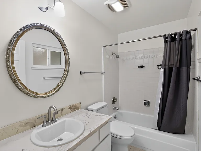 1000 Bluebonnet Dr — Photo 8
